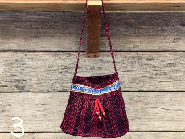 Purse - woven w ribbon Fashion