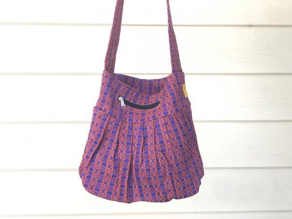 Purse - woven w ribbon Fashion