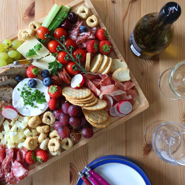 Wooden Butchers Block Chopping Board - 45cm x 30cm - By Argon Tableware Online